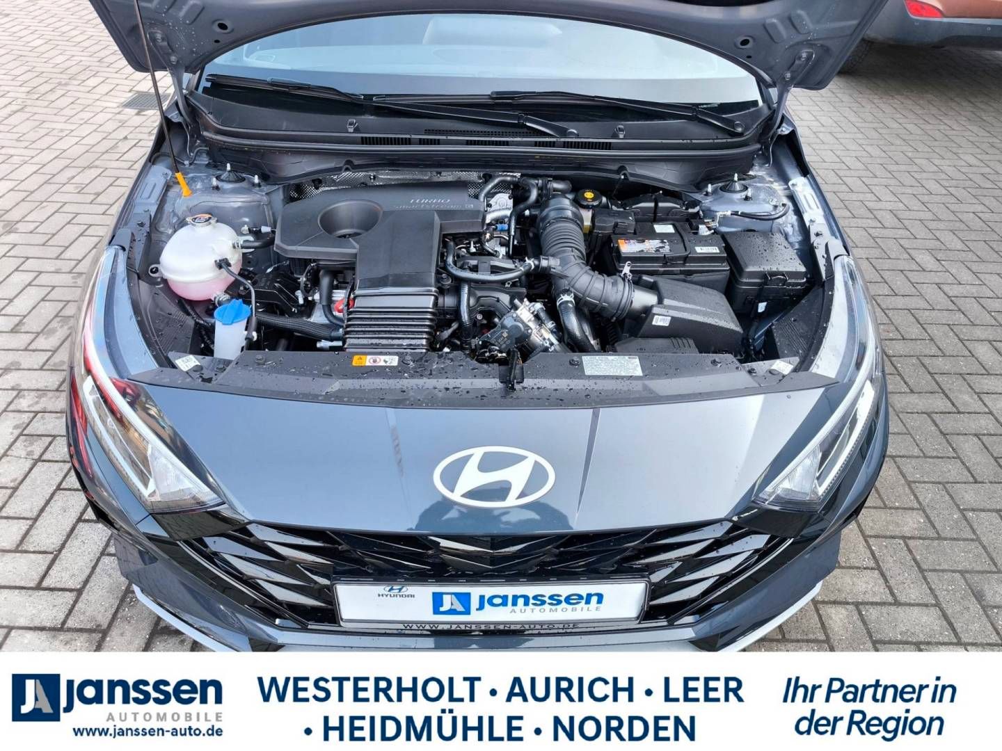 Fahrzeugabbildung Hyundai i20 Blackline/BOSE Soundsystem/Navi/Rückfahrkame