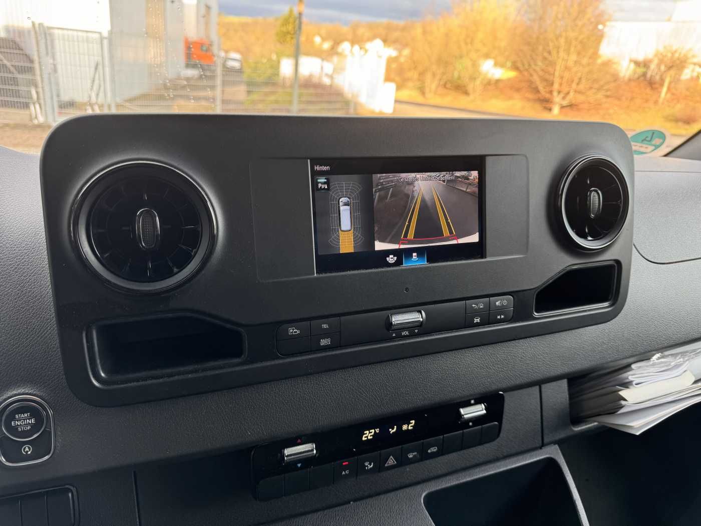 Fahrzeugabbildung Mercedes-Benz Sprinter 317 CDI Frischdienst Fahr/Standkühl