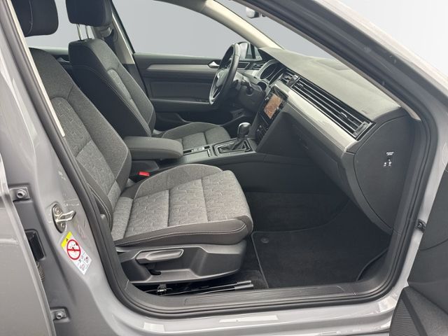 Passat Variant 2.0 TDI DSG BUSINESS AHK+RFK+NAVI