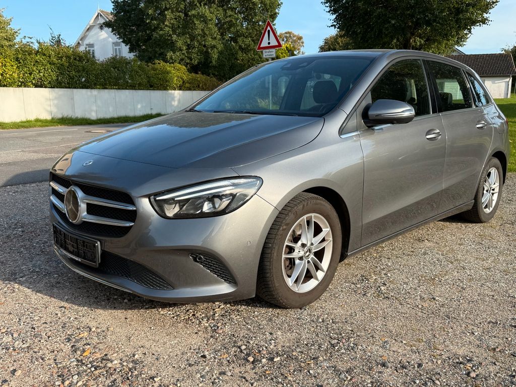 Image of Mercedes-Benz B 180