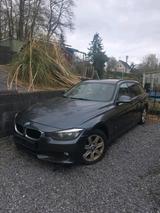 BMW F31 2.0 TDII - BMW i3 mit Diesel-Antrieb: Kombi, Schaltgetriebe