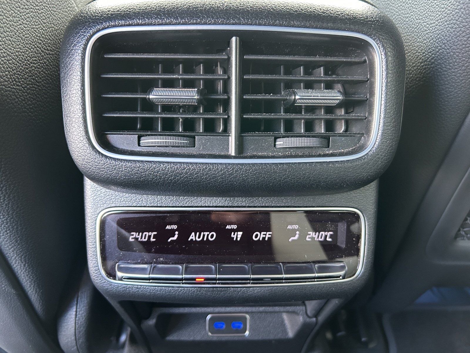 Fahrzeugabbildung Mercedes-Benz GLE 300 d 4MATIC AMG 360° PANO 22" MULTIBEAM