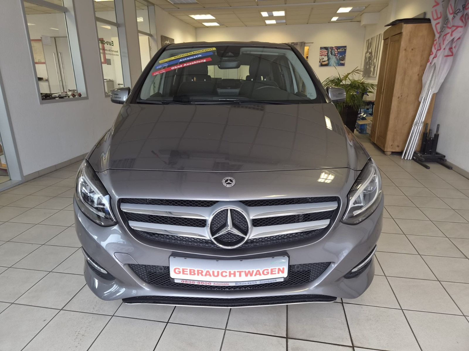 Fahrzeugabbildung Mercedes-Benz B 200 Urban Style Edition/LED/NAVI/SCHECKHEFT