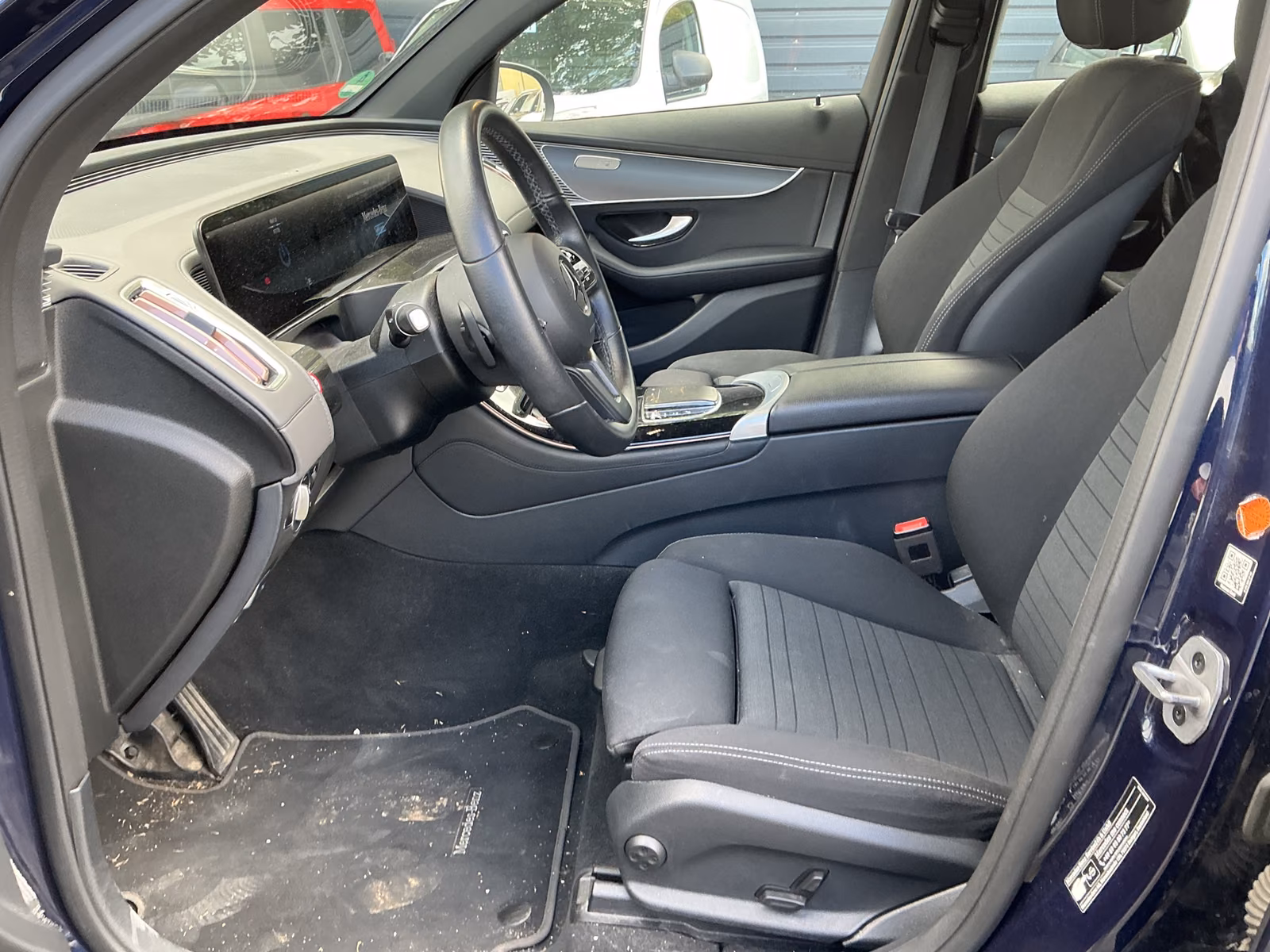 Mercedes-Benz EQC 400 4Matic R.Cam Navi Spurassist. LED SHZ, миниатюра 7