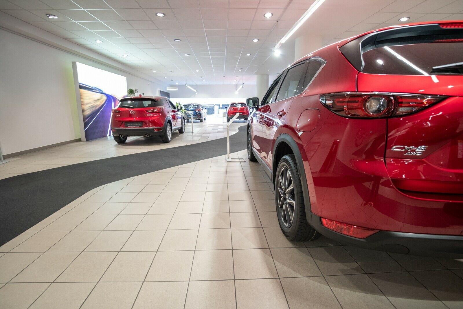 showroom-image-bottom