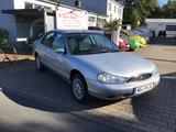 Ford Mondeo 2.0 16V Ghia Auto+Klimautomatic - Ford Mondeo Gebrauchtwagen in Nürnberg