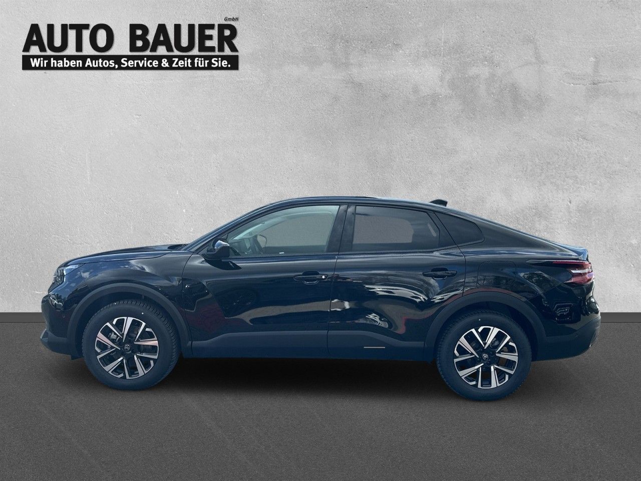 Fahrzeugabbildung Citroën C4 X Hybrid 145 DSG 6-Gang MAX - mit KI generiert/bearbeitet