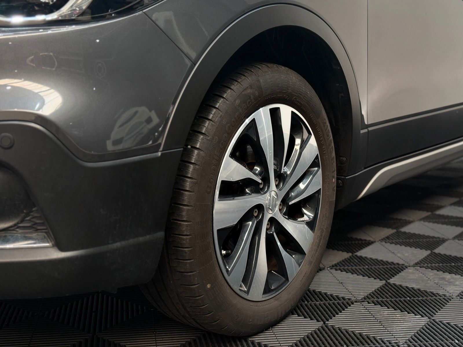 Fahrzeugabbildung Suzuki (SX4) S-Cross