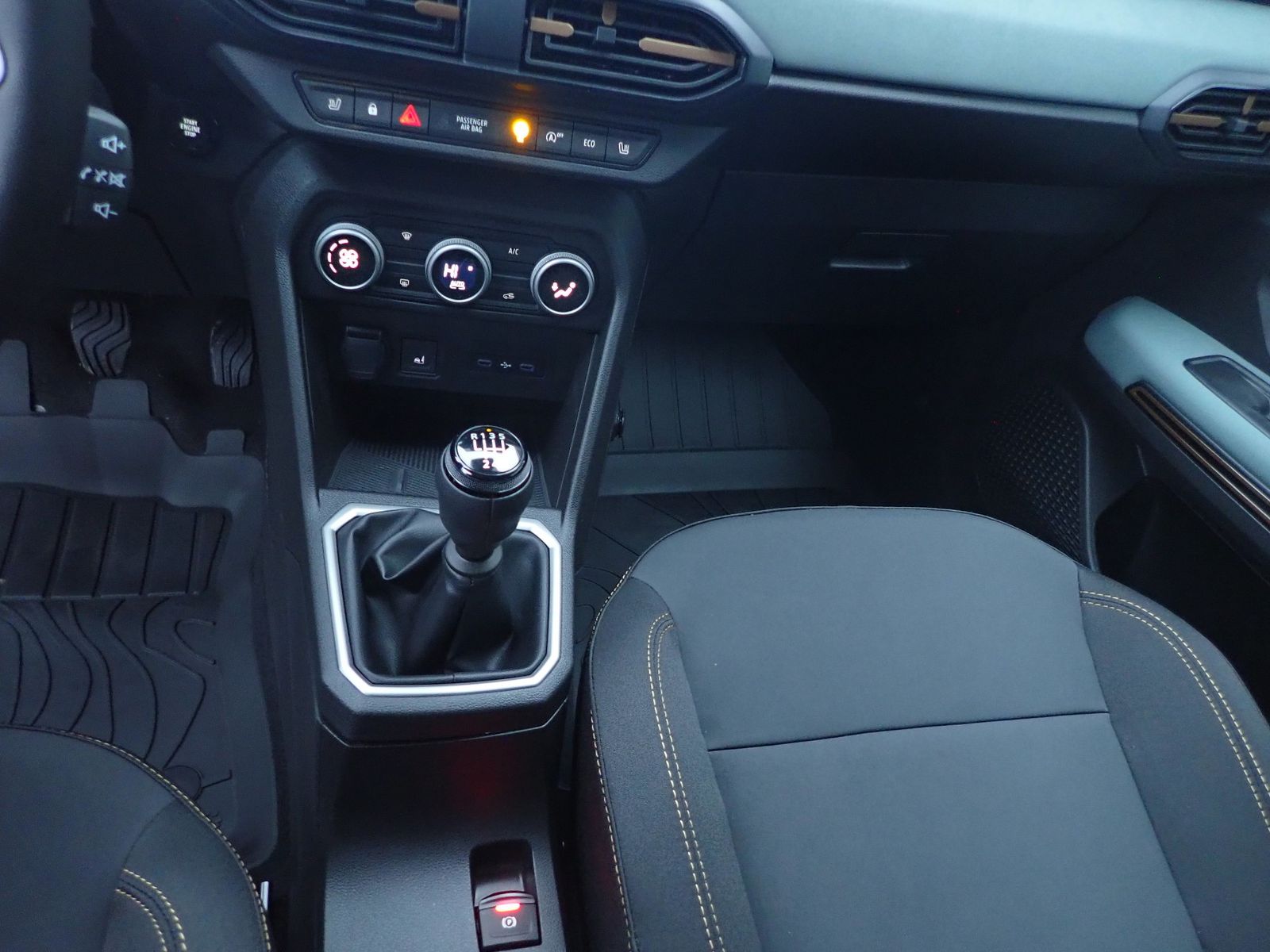 Fahrzeugabbildung Dacia Sandero Stepway Extreme TCe 110