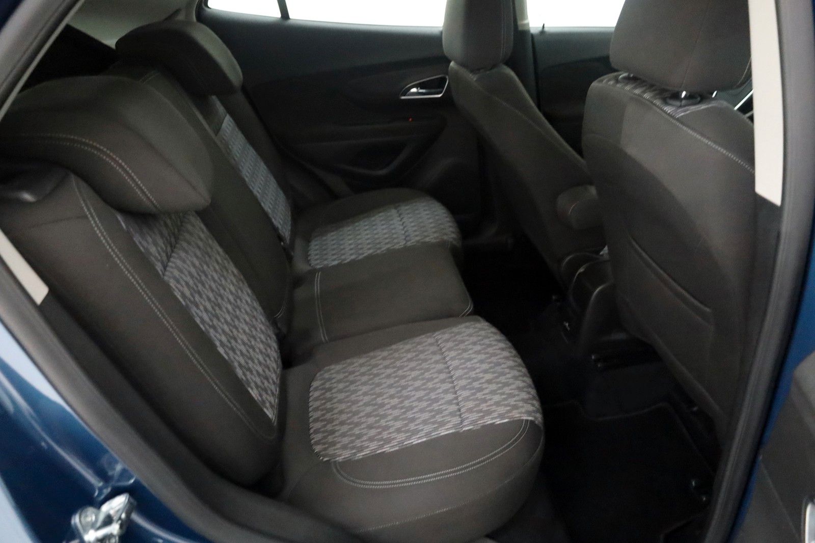 Fahrzeugabbildung Opel Mokka Edition ecoFlex,SH,Kamera,8fach bereift