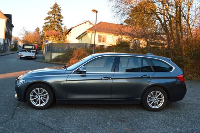 BMW 320 Baur.3 Touring 320d-SPORT-Pano.-Pdc-Navi-Xen