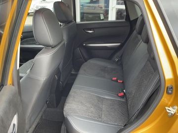 Fotografie des Suzuki Vitara 1.5 Comfort+ AGS Panoramadach II ALU