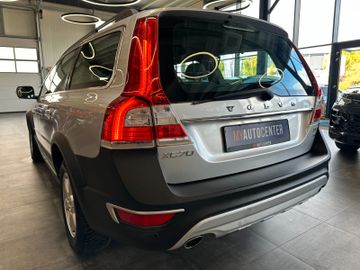 Volvo XC70 Kinetic AWD *Xenon*Elek.Heckkl.*