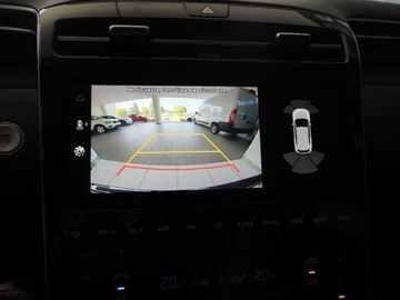 Hyundai TUCSON - 11