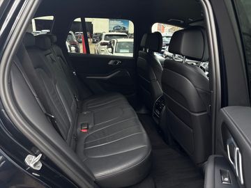 BMW X5 xDrive30d  M Sportpaket Head-Up HiFi DAB