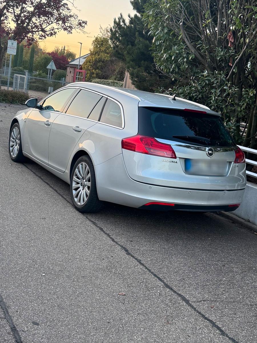 Opel Insignia, 2011