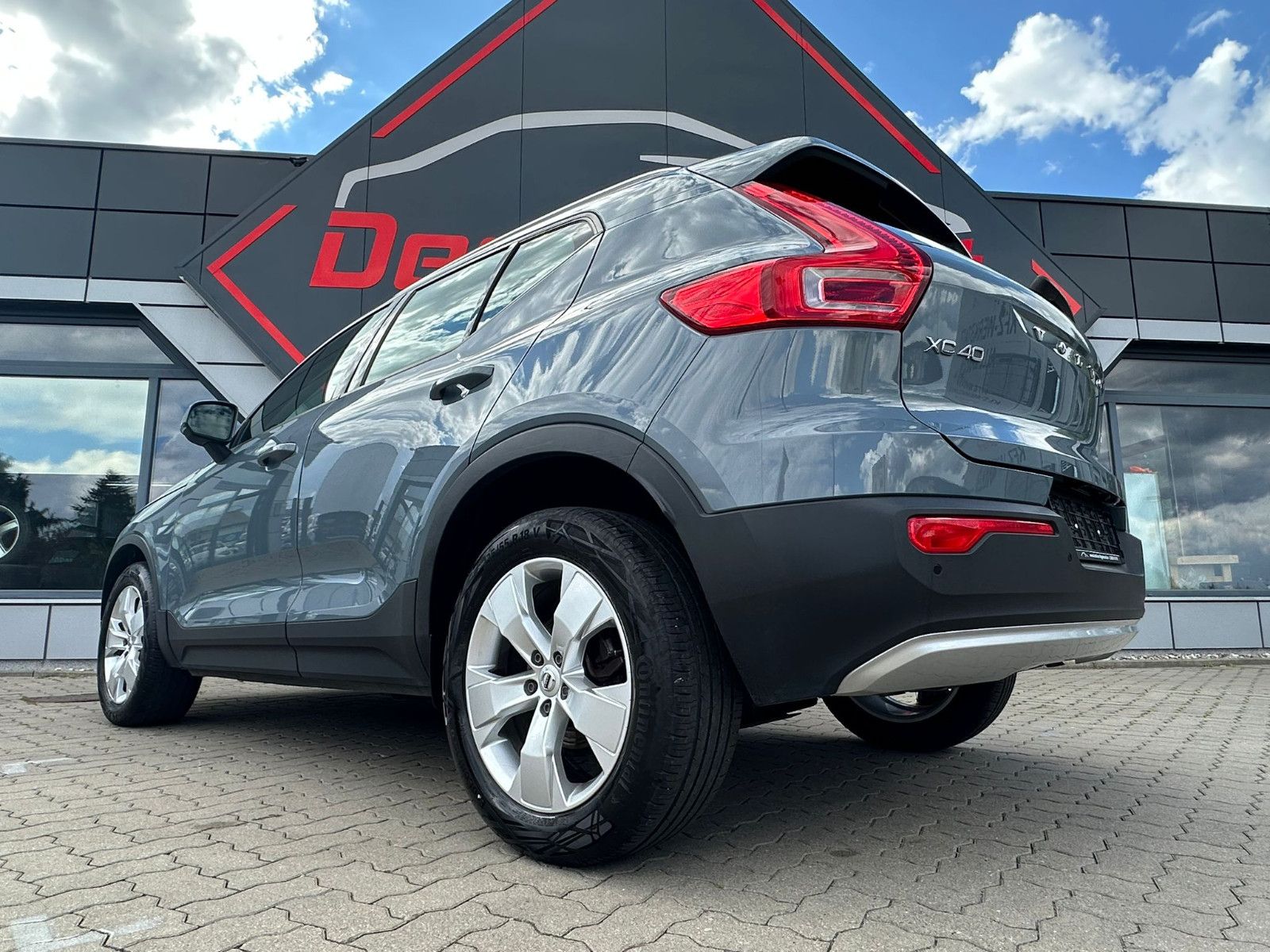 Volvo XC 40 XC40 Momentum Pro 2WD Virtual Nav Temp LED foto 7
