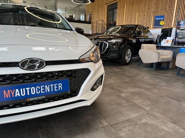 MYAUTOCENTER – Gebraucht- und Jahreswagen mit Werkstattservice in Pfaffenhofen Hyundai i20 *TÜV:828*KLIMA*TEMPO*CARPLAY*PDC*CAM*