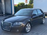 Audi A3 Sportback 2.0 TDI Ambition*Klima*Leder*Navi* - Audi A3 aus 2004: Sportback