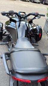 Can-Am Spyder F3 Top Zustand wie neu  - Offers matching your search criteria