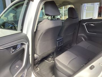 Toyota RAV 4 - 8