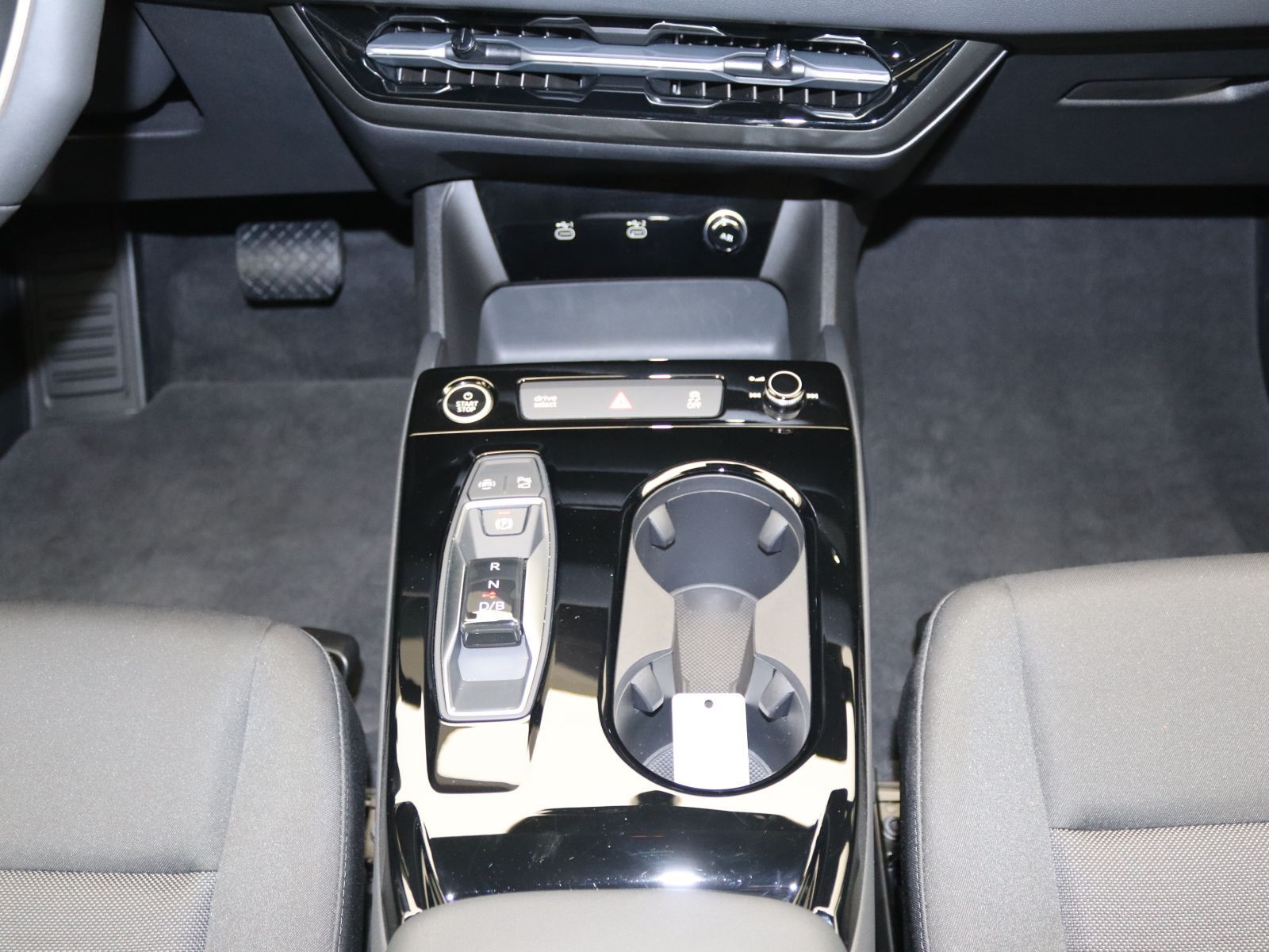 Audi Q6 e-tron - Bild 10