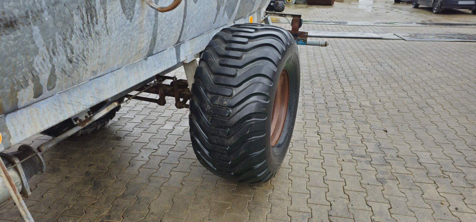 Fahrzeugabbildung Andere PTW 6 Vakuum / Pumpe / Wasser