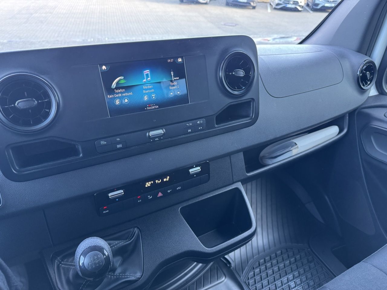 Fahrzeugabbildung Mercedes-Benz Sprinter 315 CDI Tourer Dachklima*9-Sitze*MBUX
