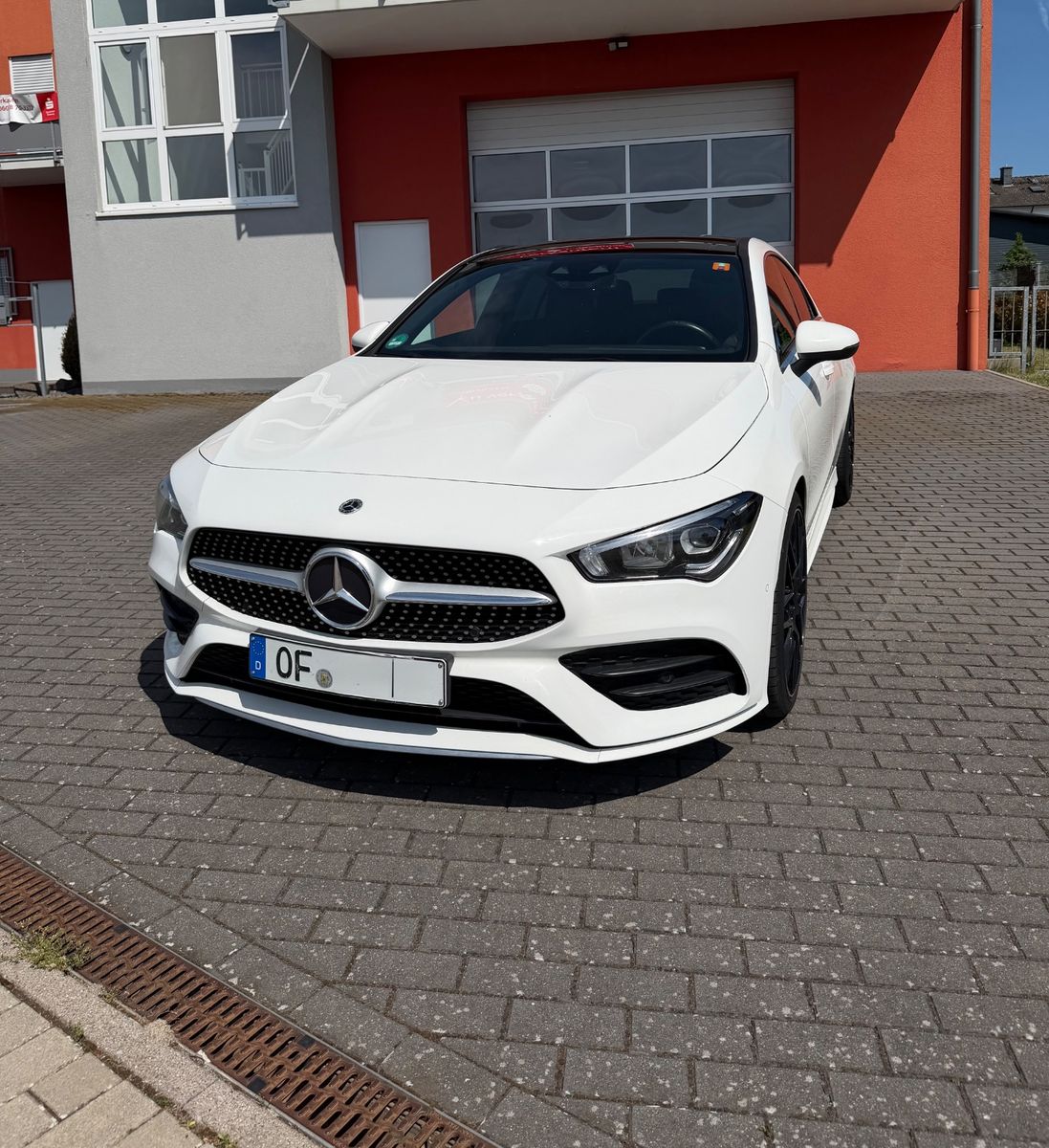 MERCEDES-BENZ CLA 180 - Coupé AMG Line