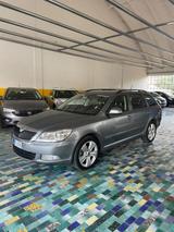 Skoda Octavia 1.6 TDI 4x4 Wagon Ambition - Skoda Octavia aus 2012 mit Diesel-Antrieb: Kombi, 1.6