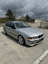 BMW 525i E39 2002 M Paket 8 fach neu Bereift - BMW: E39 M Paket