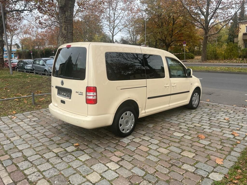 Fahrzeugabbildung Volkswagen Caddy 2.0 TDI Maxi Kombi*Taxi*7.Sitze*DSG*