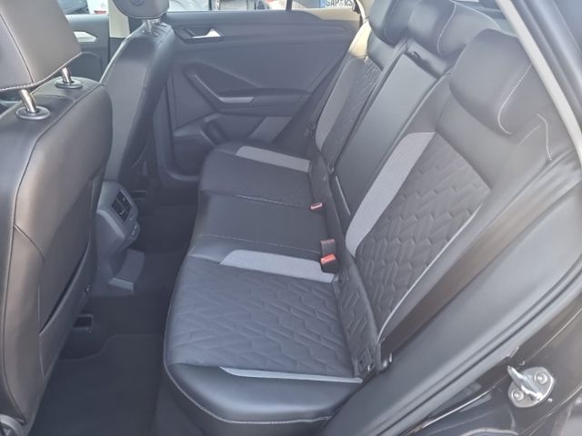 Fahrzeugabbildung Volkswagen T-Roc GOAL 1,5 TSI DSG AHK IQDRIVE KAMERA NAVI K