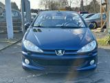 Peugeot 206 Cabriolet CC Platinum - Peugeot 206 mit Benzin-Antrieb: Cabrio