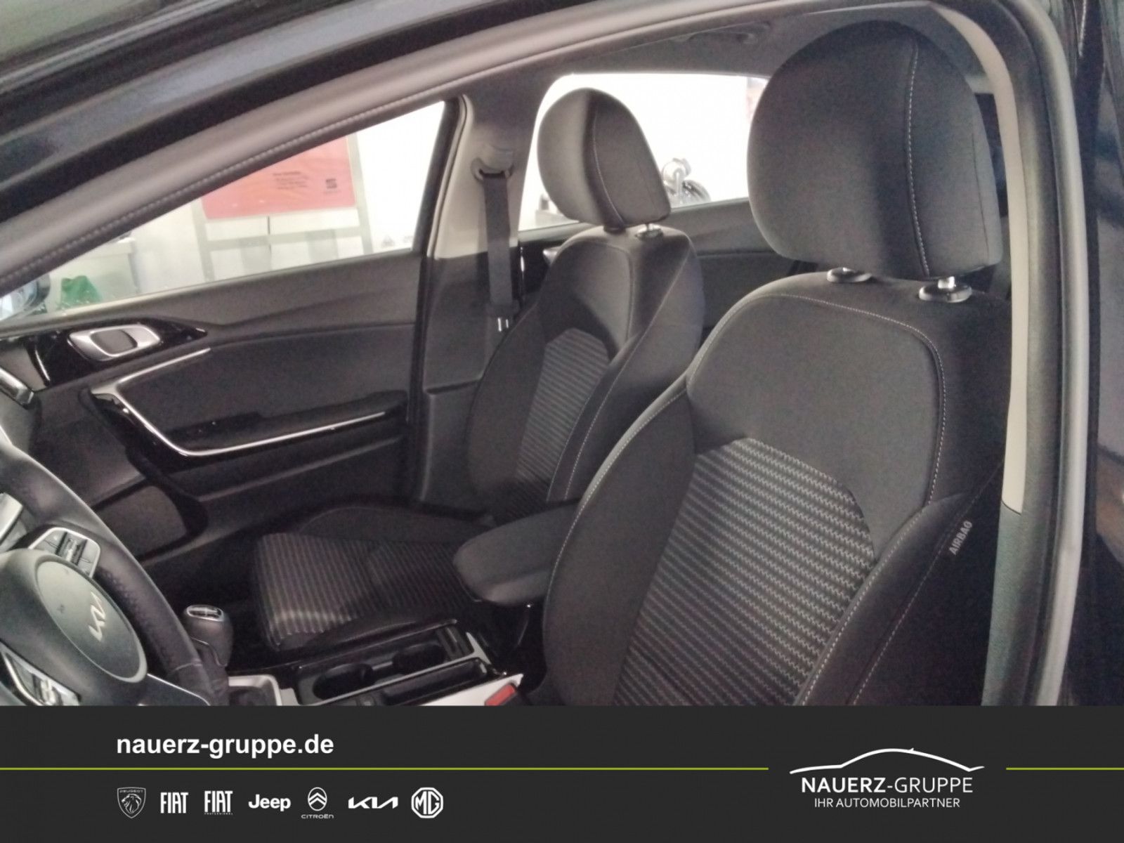 Fahrzeugabbildung Kia Ceed 1.5 T-GDI Spirit