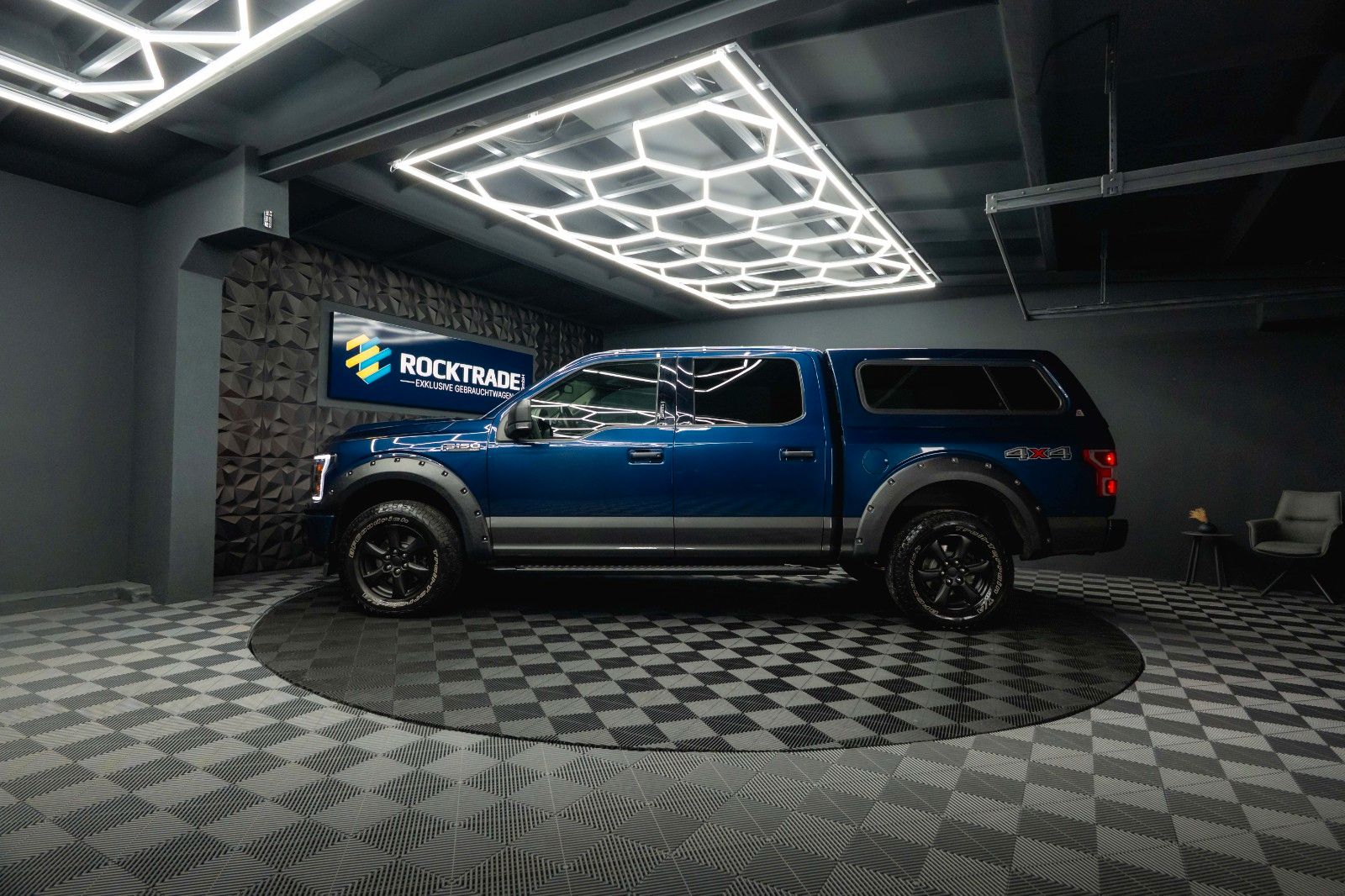 Fahrzeugabbildung Ford F150 V6 4x4 Offroad SuperCrew RAPTOR HardTop 19%