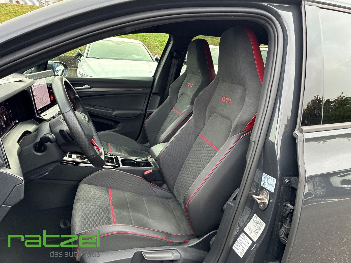 Fahrzeugabbildung Volkswagen Golf Clubsport VIII 2,0 TSI Navi ACC Apple CarPl
