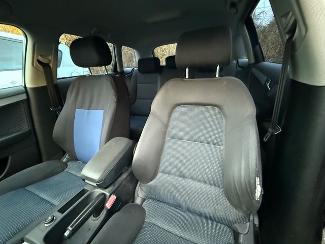 Audi A3  Sportback 1.6 FSI Ambition