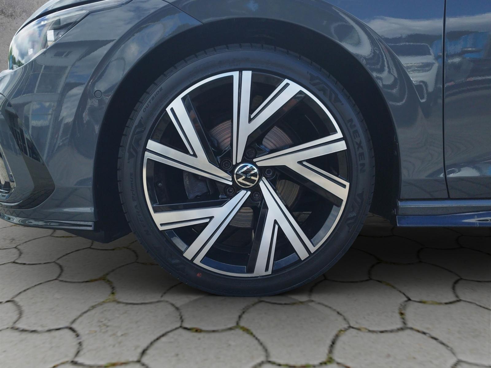 Volkswagen Golf VIII Variant 1.5 TSI R-LINE AHK/PANO/MATRIX, миниатюра 14