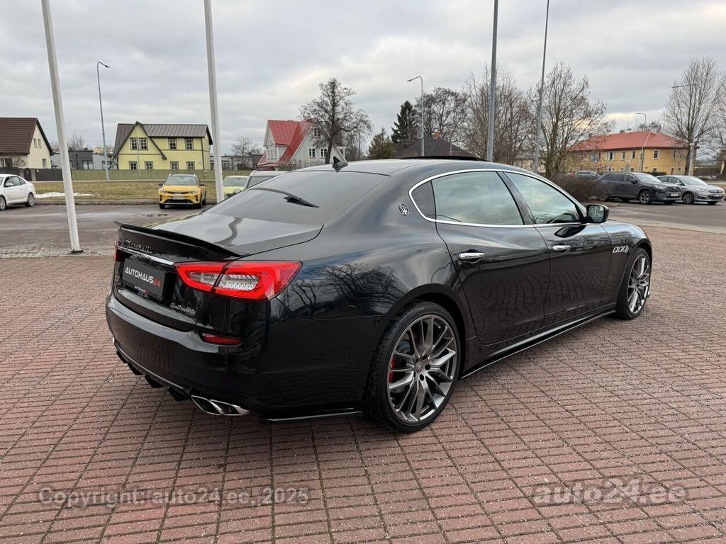 Maserati Quattroporte