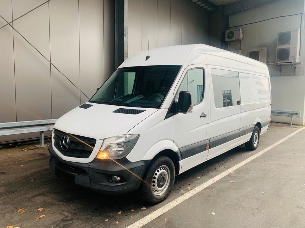 Image of Mercedes-Benz Sprinter