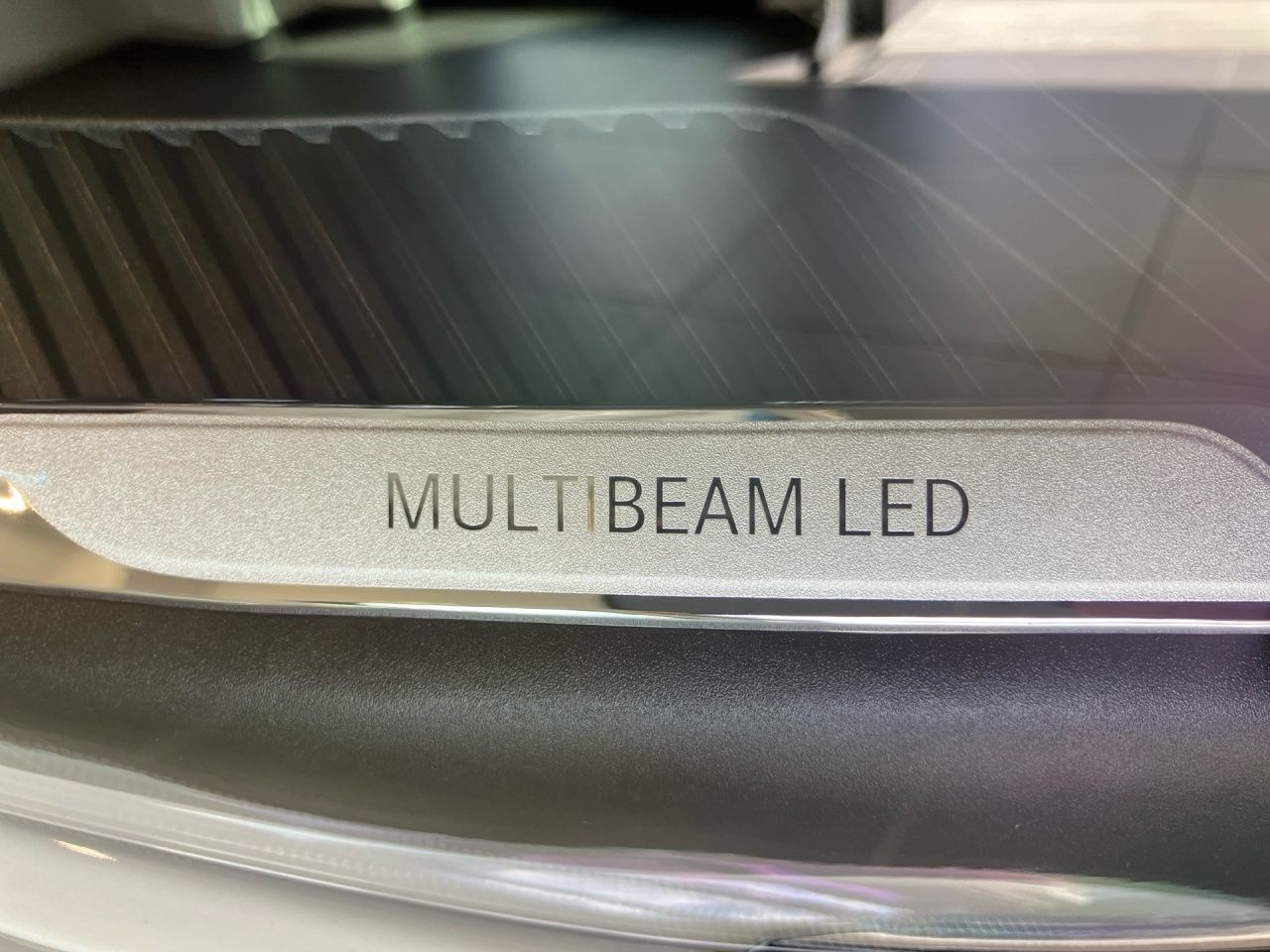Fahrzeugabbildung Mercedes-Benz V 250 d STYLE Lang AHK LED Klima 8-Sitzer Standh