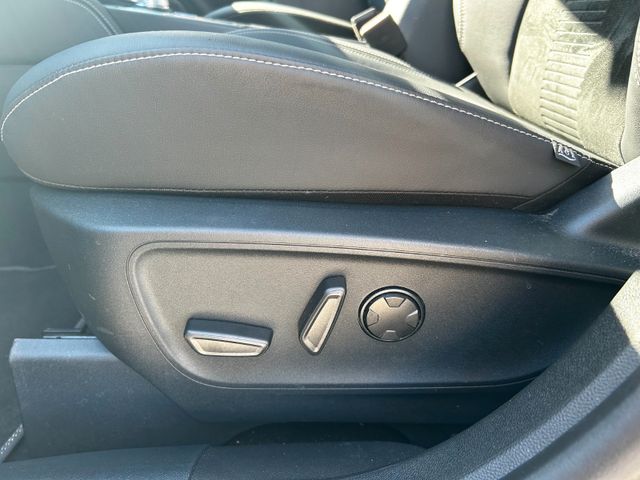 Kuga Hybrid Active*PANO*B&O*HUD*