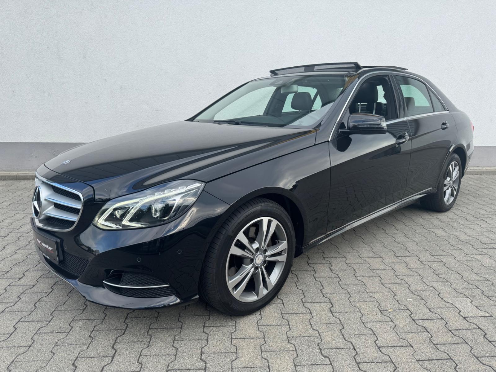 Mercedes-Benz E 350 BlueT. Avantgarde(PANORAMA/LEDER/NAVI/LED)