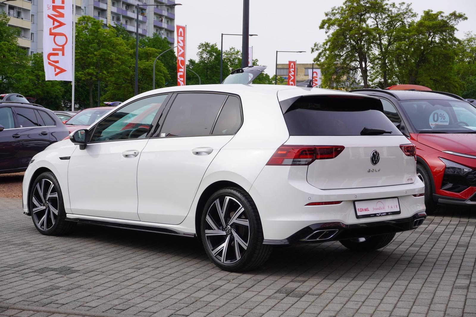 Volkswagen Golf VIII eTSI R-Line DSG App-Connect DAB LED, миниатюра 4