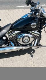 Harley-Davidson Breakout - gebrauchte Motorräder in Aachen