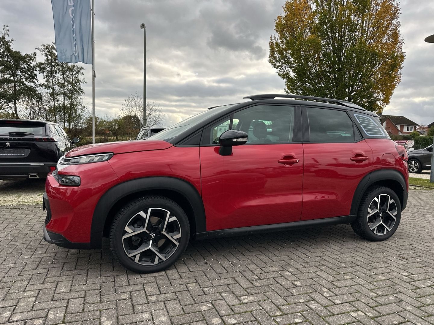 Fahrzeugabbildung Citroën C3 Aircross PT 110 S&S Shine Pack El. Panodach