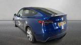 Tesla Model Y Standard RWD Plus 351pk [ TREKHAAK+LFP A - blaue Tesla Model Y