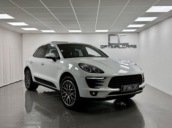Porsche Macan S Diesel PDK Panorama Tow hook