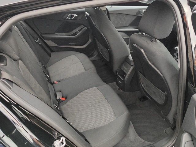 Fahrzeugabbildung BMW 118 d Advantage*Fahrschulauto*SitzHZ*Kamera*LED